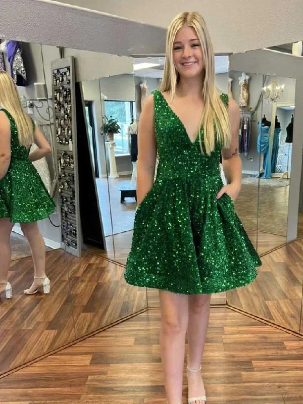 women's solid color dressesShiny V Neck Short Green Prom Dresses, Short Green Formal Homecoming Dresses       S3165